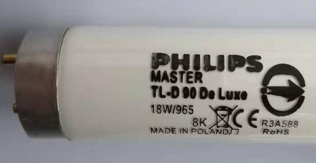 PHILIPS-Master-TL-D 90 De-Luxe-18W-965