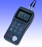 Digital ultrasonic thickness gauge